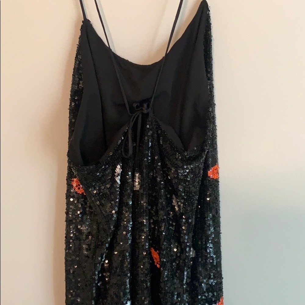 Poleci silk and sequin dress - Picture 7 of 10